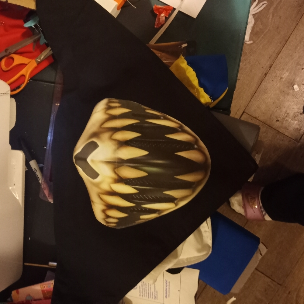 Masks - Picture 5 of 7